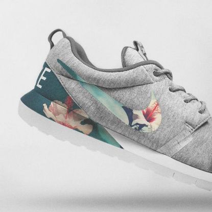 Bilde av Nike Floral Roshe Customized Running Shoes